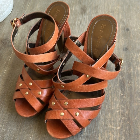 Enzo Angiolini Tan Leather High Heel Sandals with Gold Stud Details - Picture 5 of 15